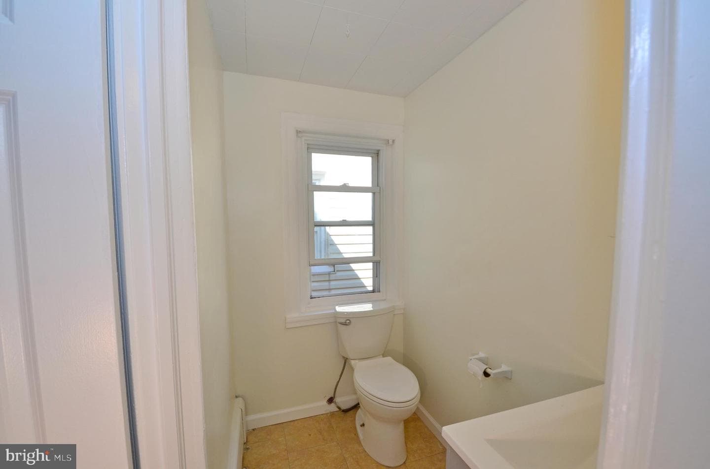 607 N Cannon Avenue N photo 22