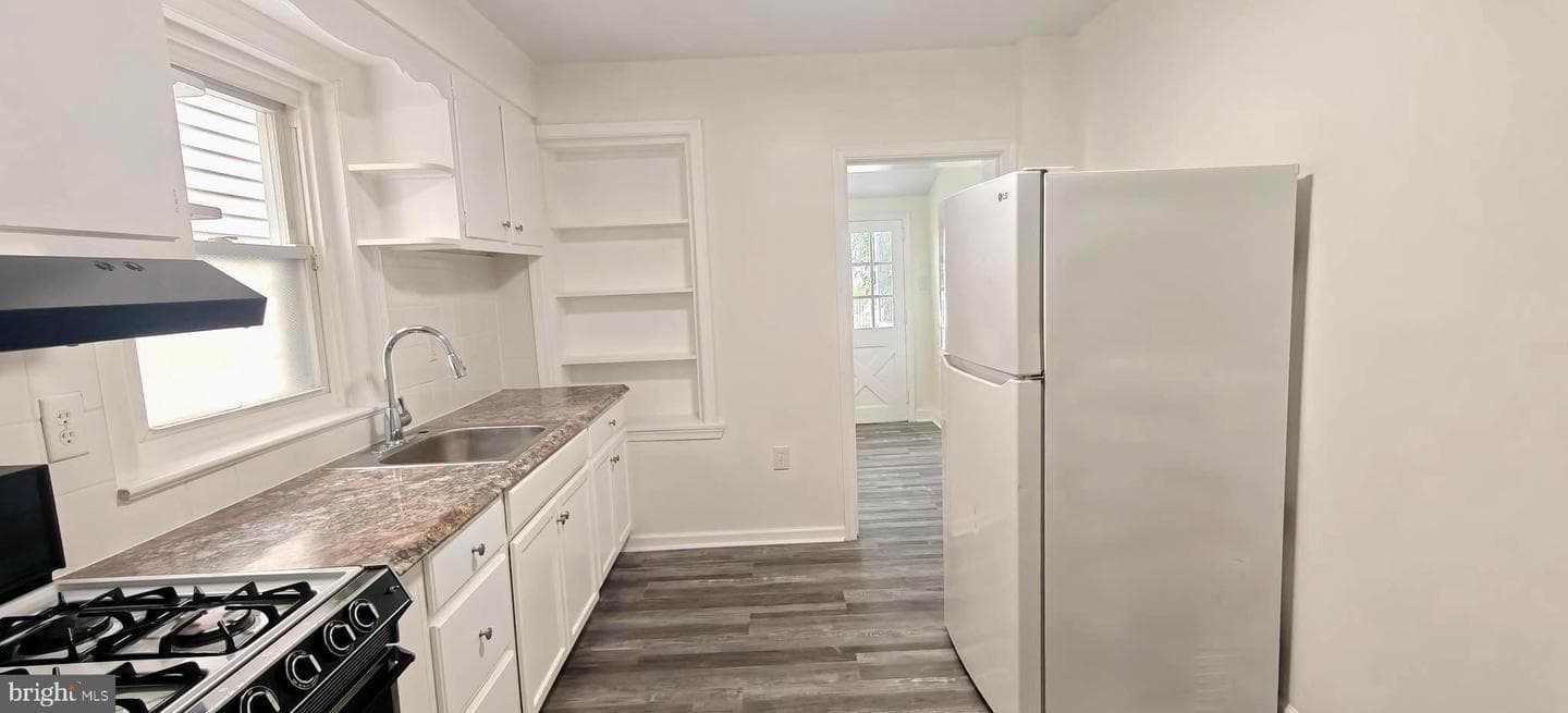 607 N Cannon Avenue N photo 8