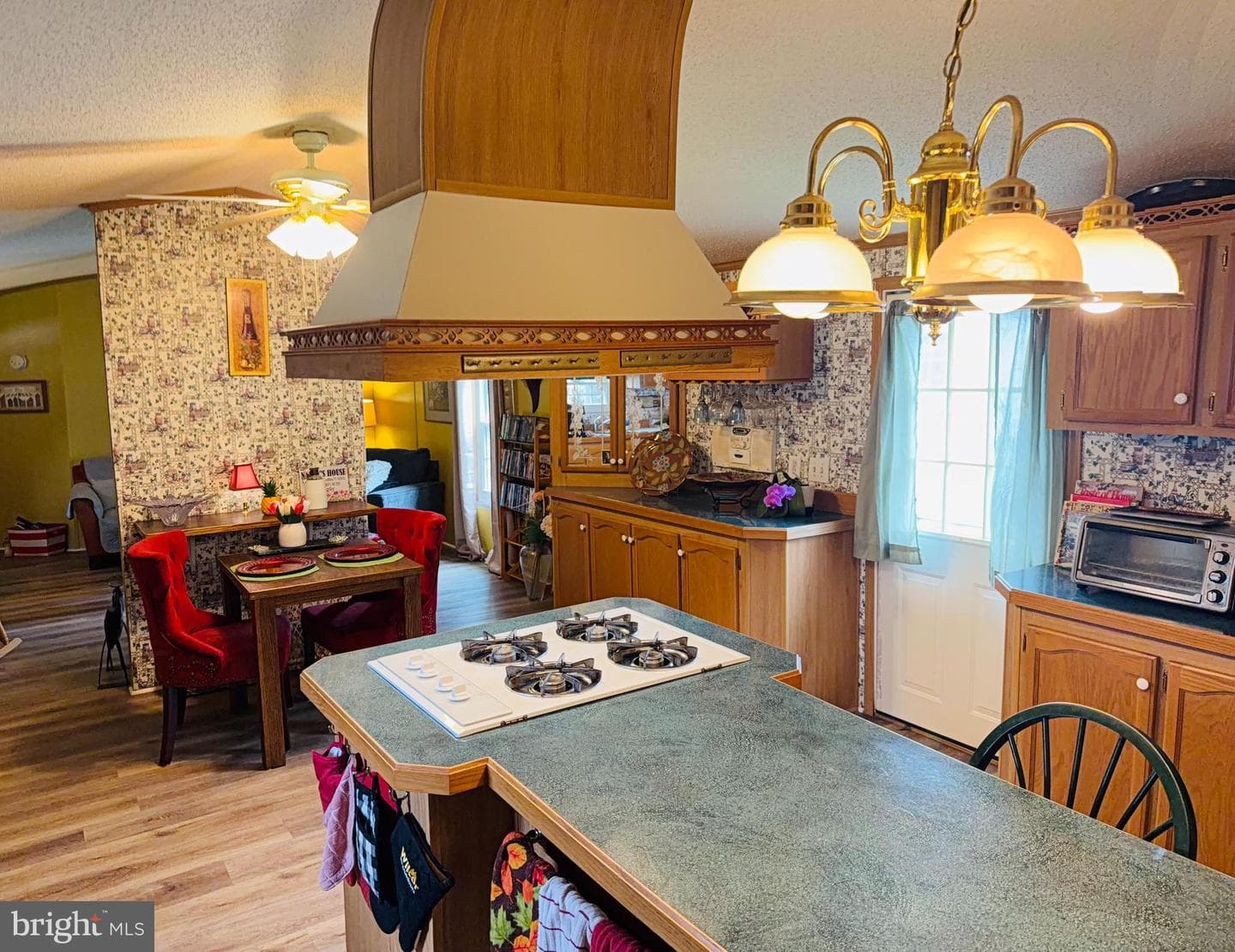 570 Layfield Road #l photo 8