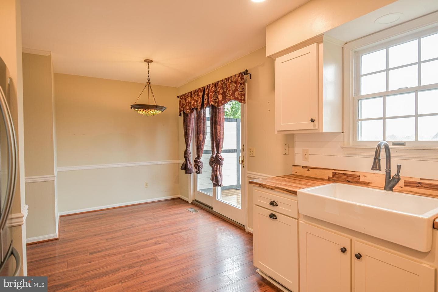3415 Foxfield Circle photo 12