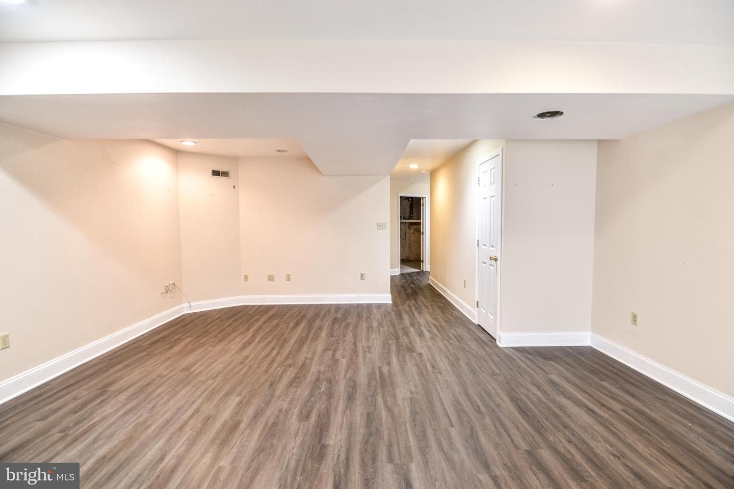 3415 Foxfield Circle photo 28