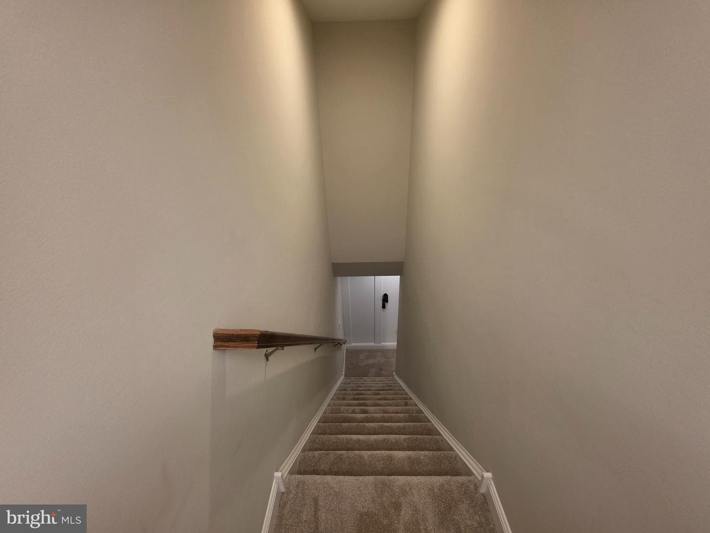 32 N Cannon Avenue photo 16