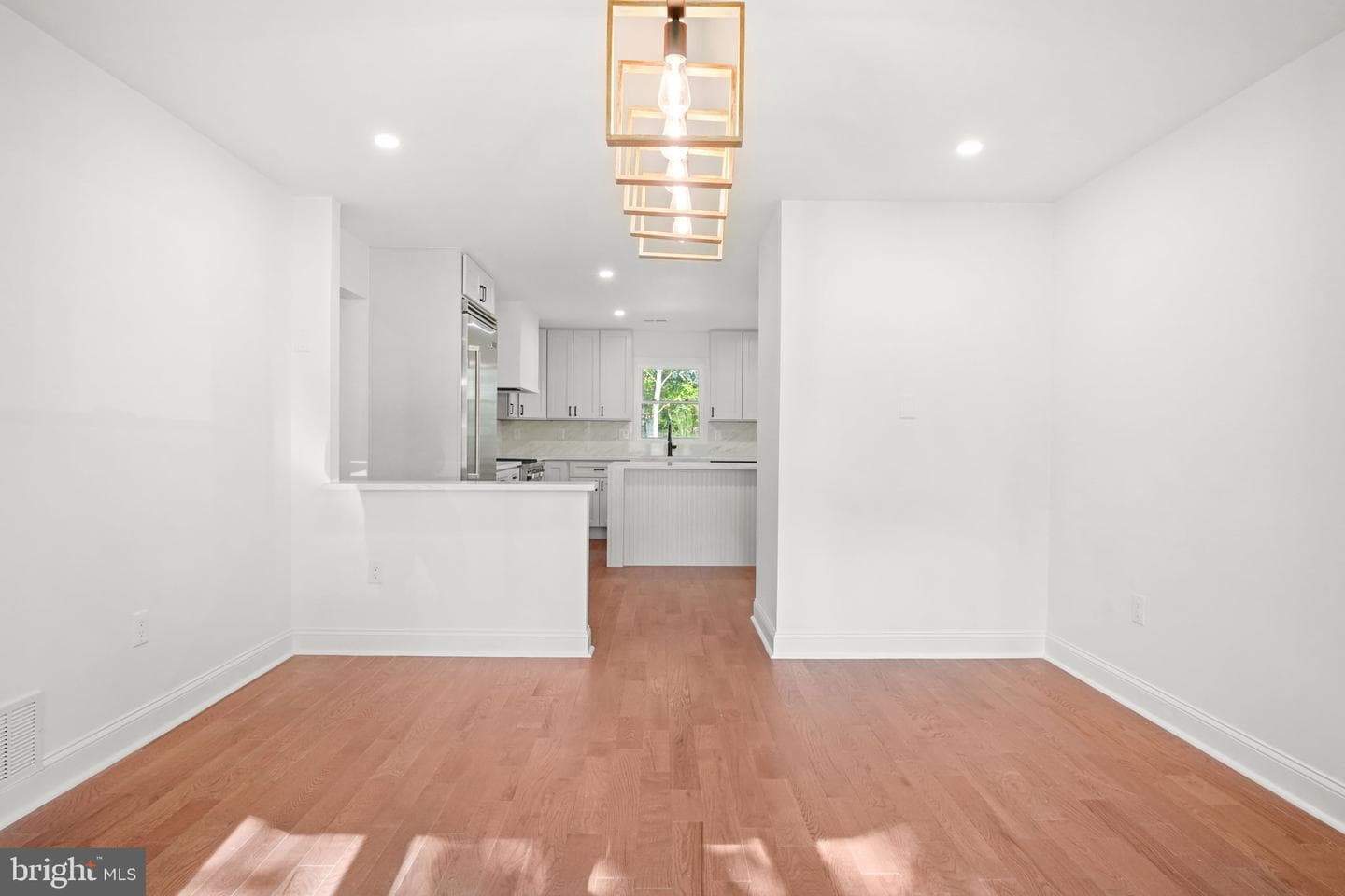 1107 Jarvis Lane photo 16
