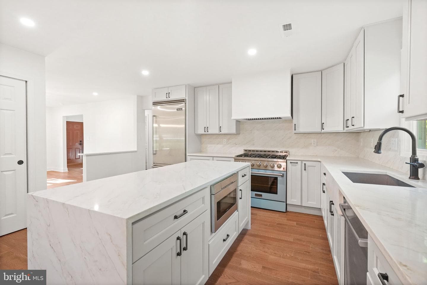 1107 Jarvis Lane photo 23