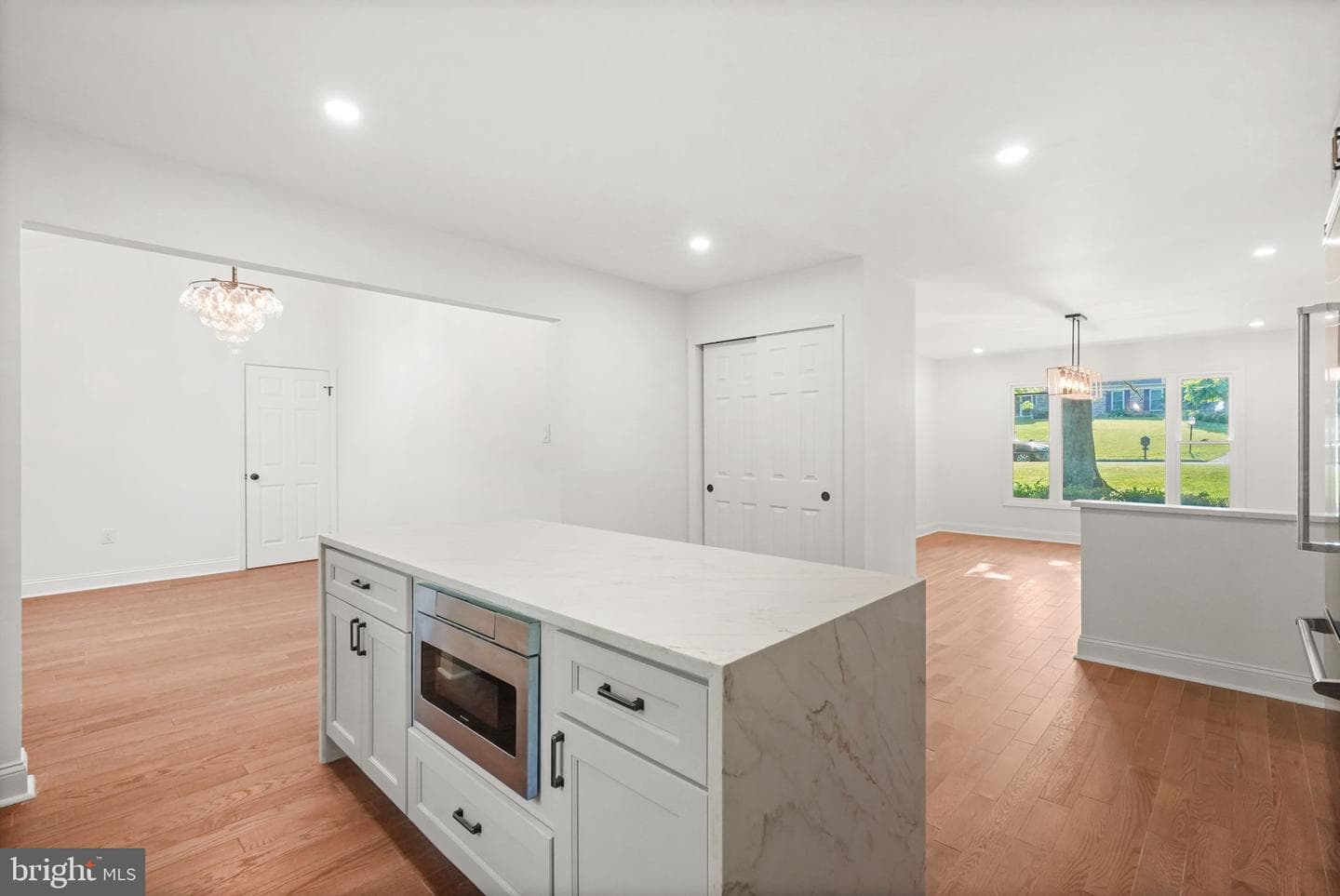1107 Jarvis Lane photo 24