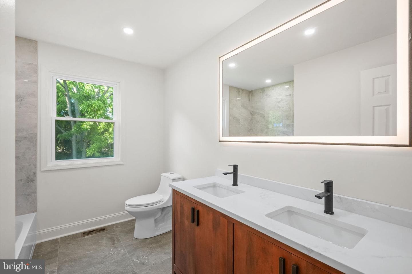 1107 Jarvis Lane photo 42