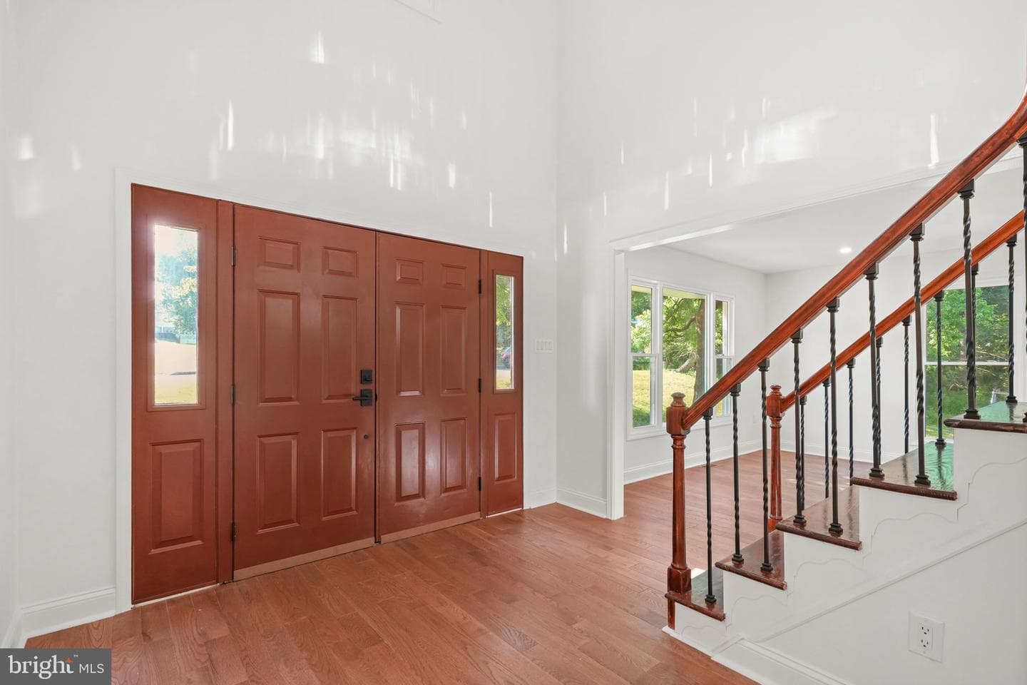 1107 Jarvis Lane photo 6