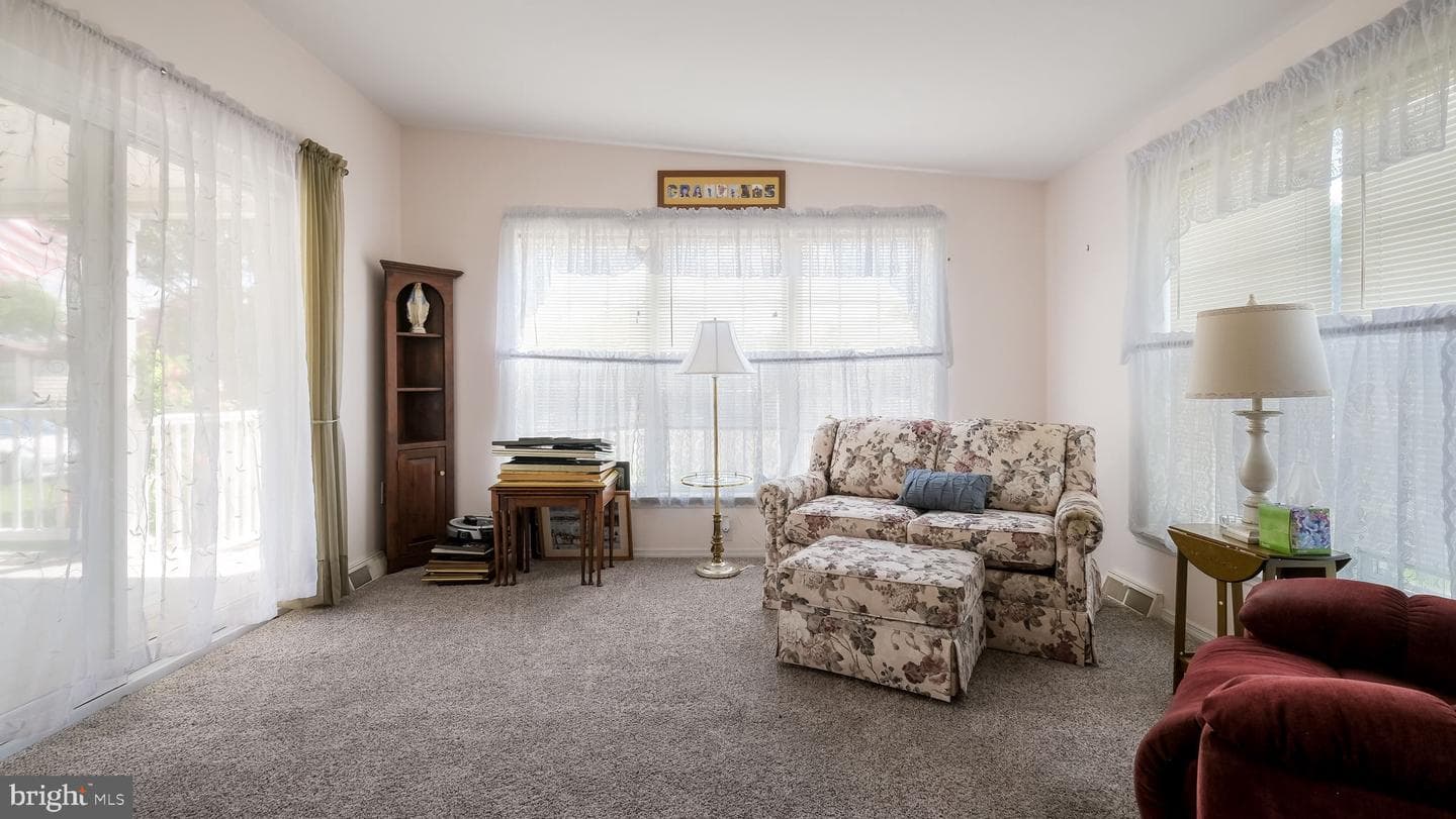 2025 Longwood Place #2025 photo 12