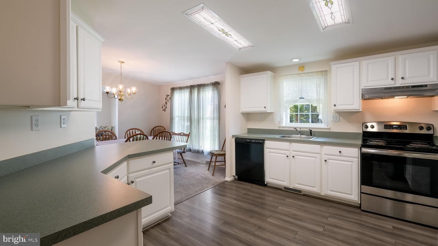 2025 Longwood Place #2025 photo 15
