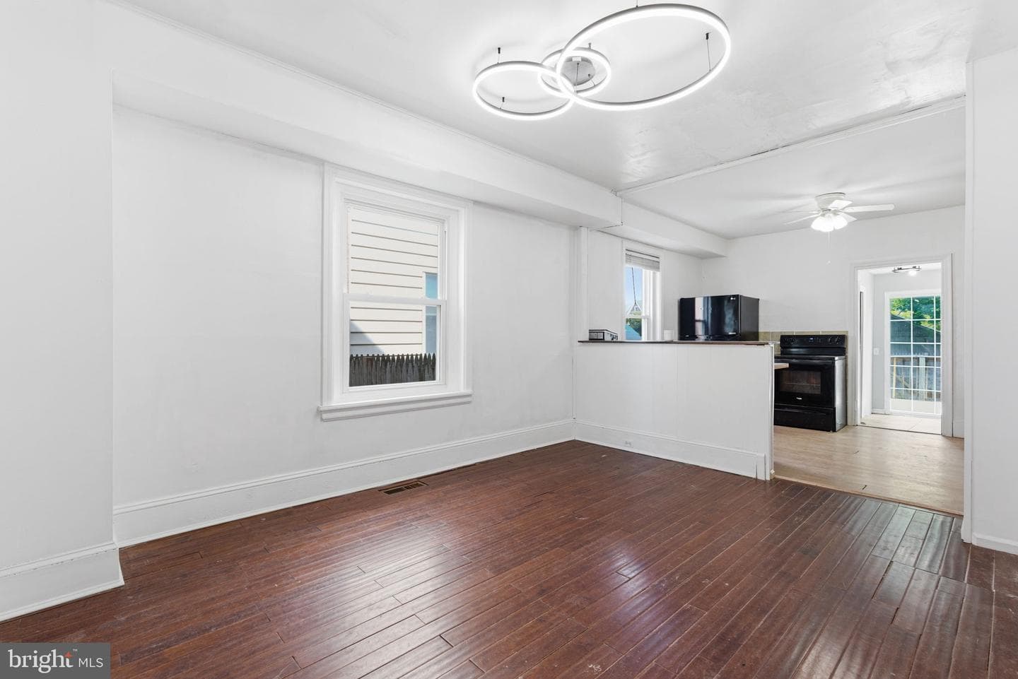 209 Susquehanna Avenue photo 6
