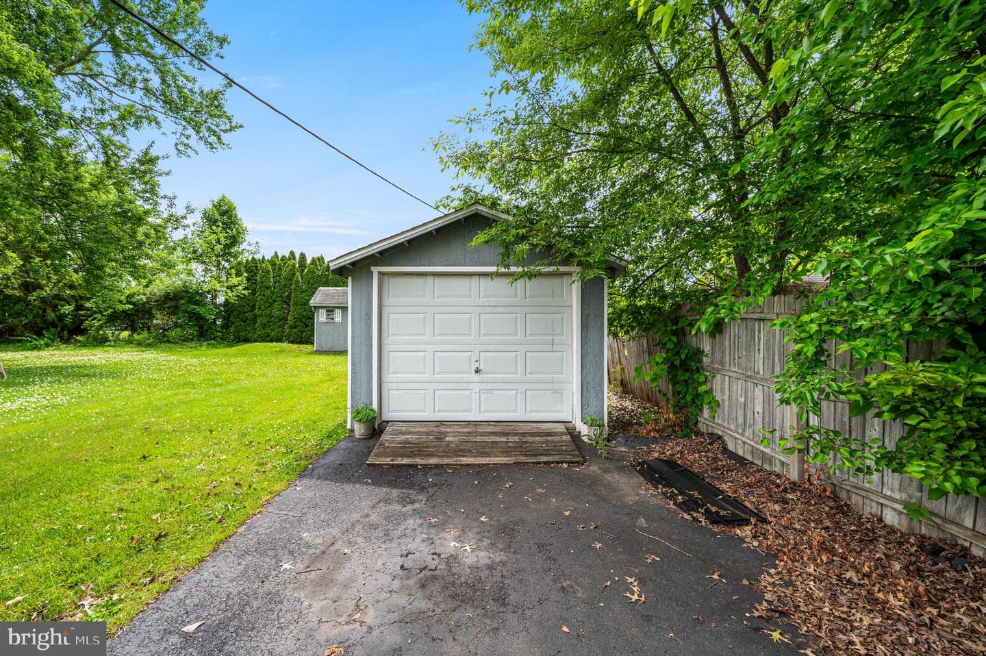 1508 W Marshall Street photo 26