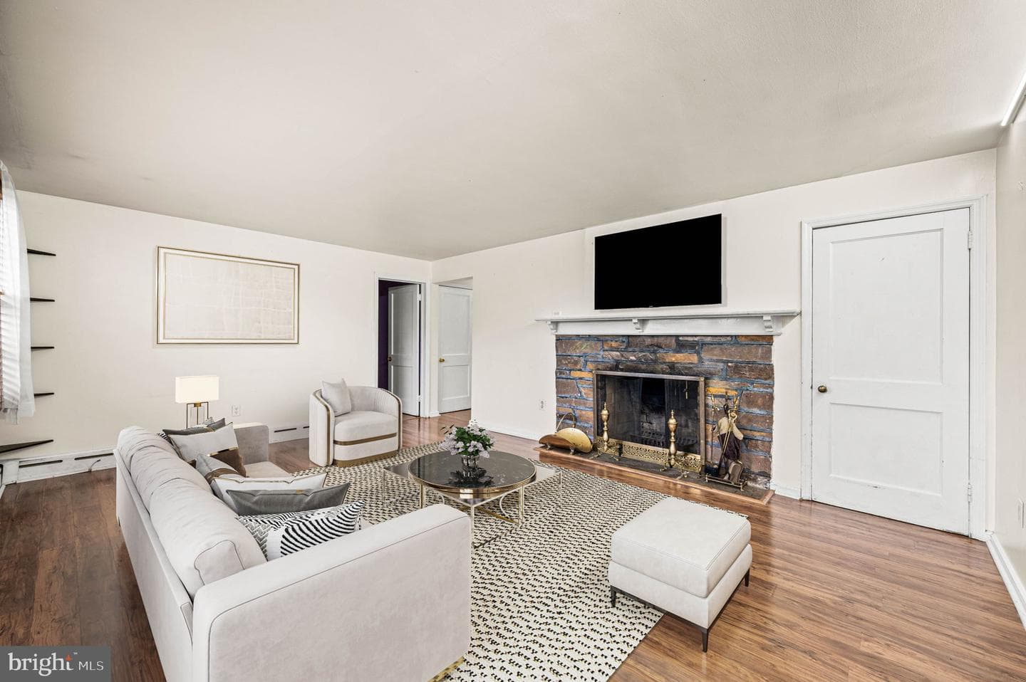1508 W Marshall Street photo 4