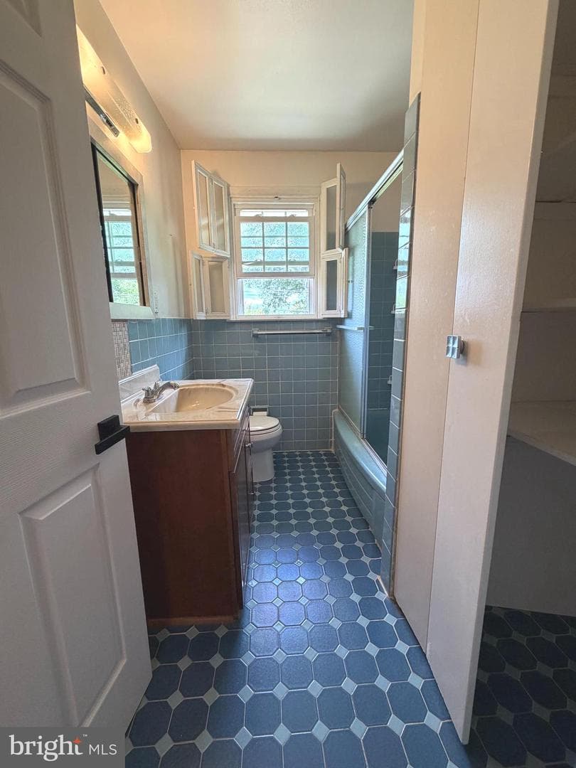 1207 Greenhill Road photo 7
