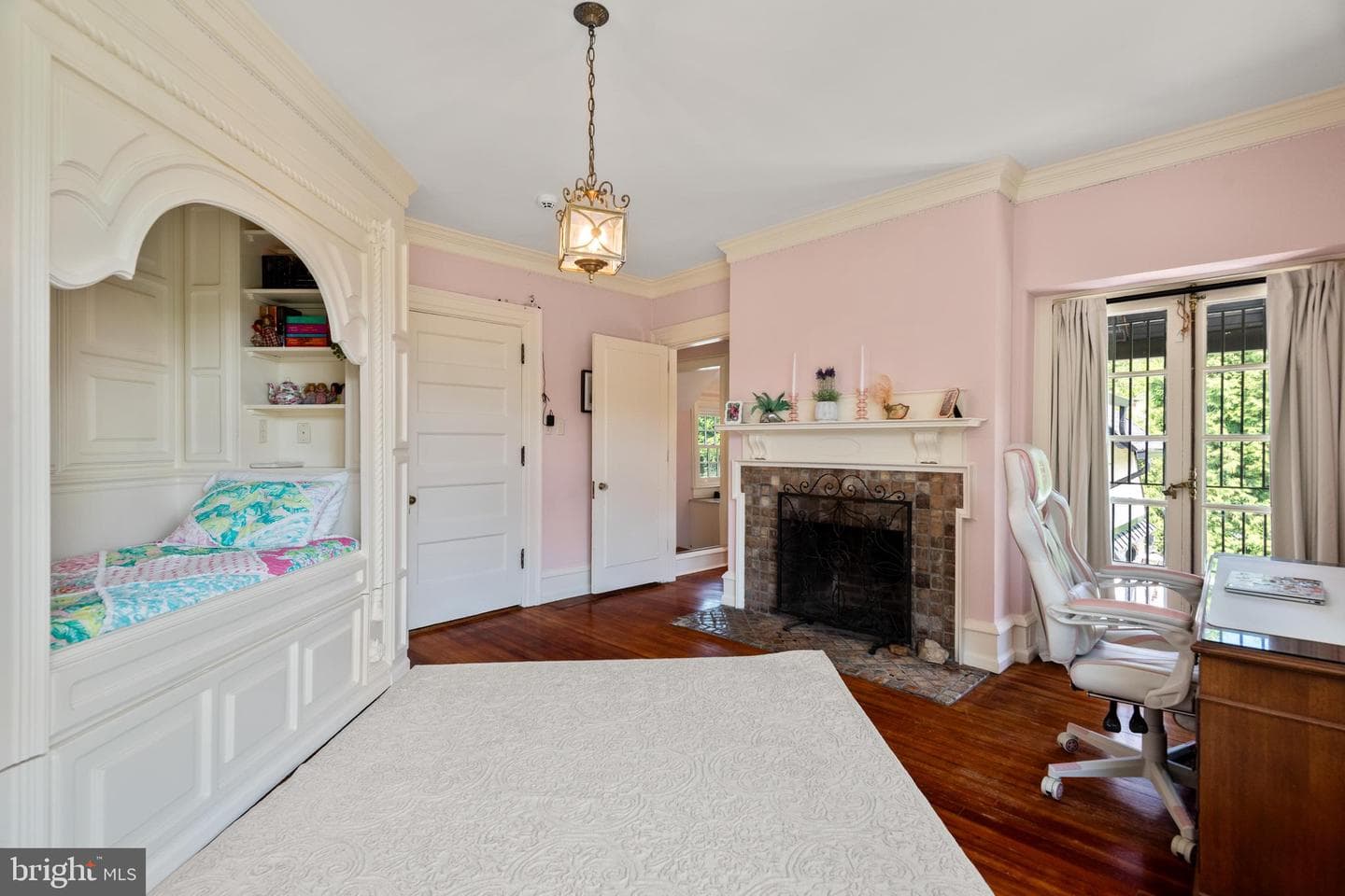 624 Morris Avenue photo 37