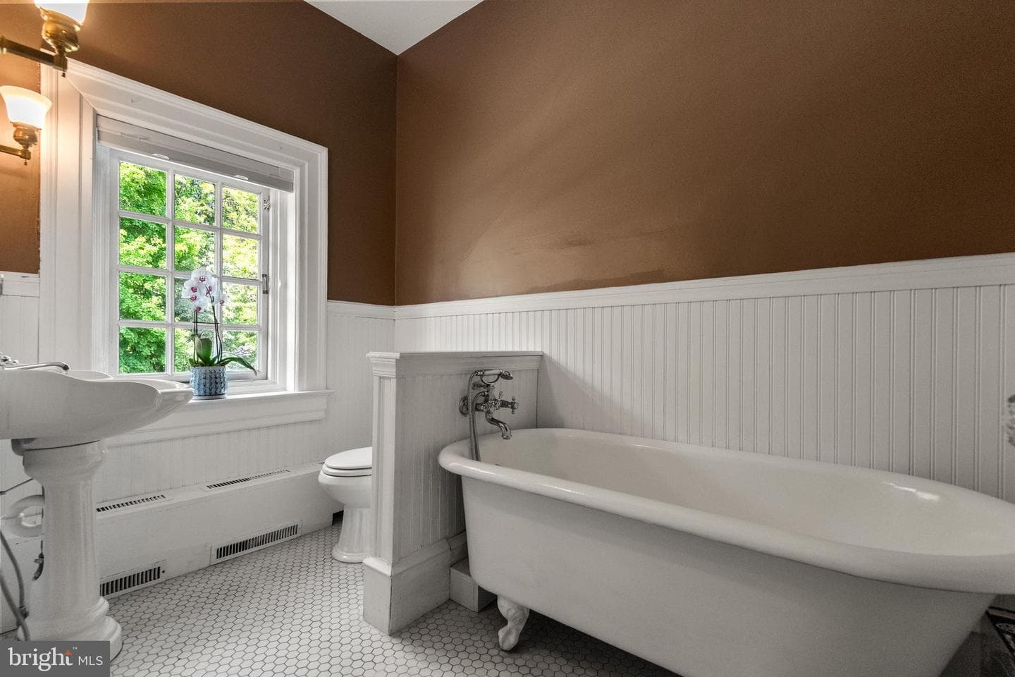 624 Morris Avenue photo 45