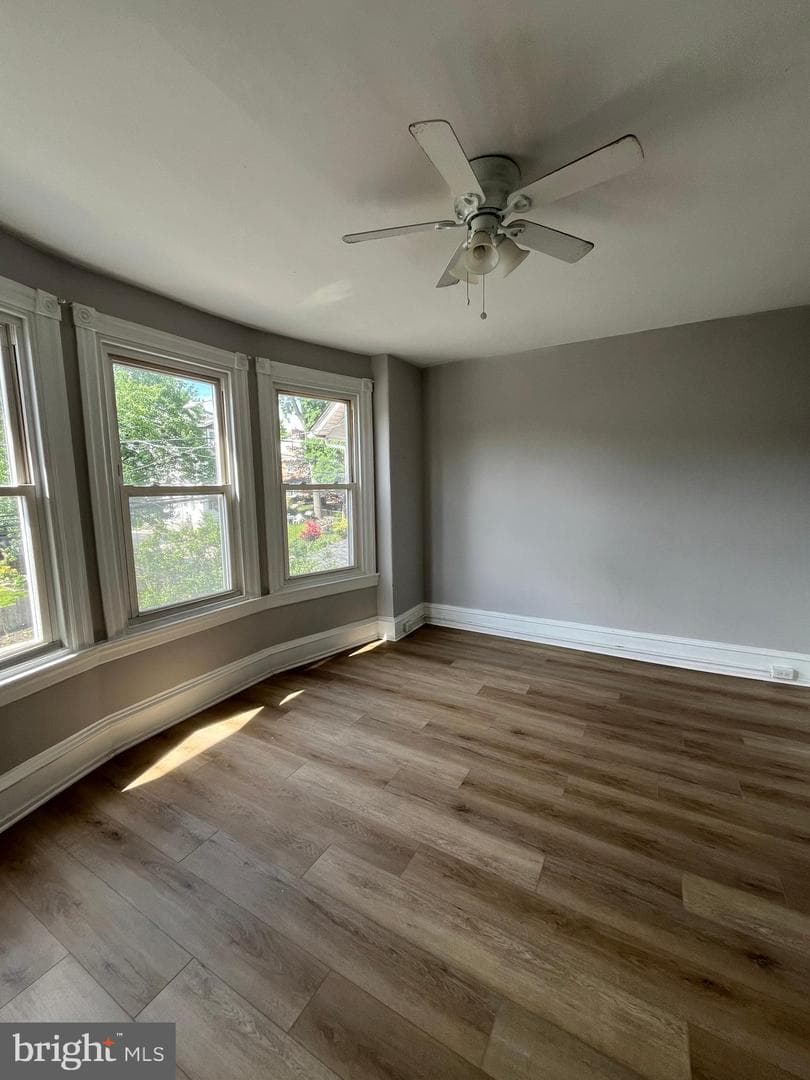 213 Ardmore Avenue photo 19
