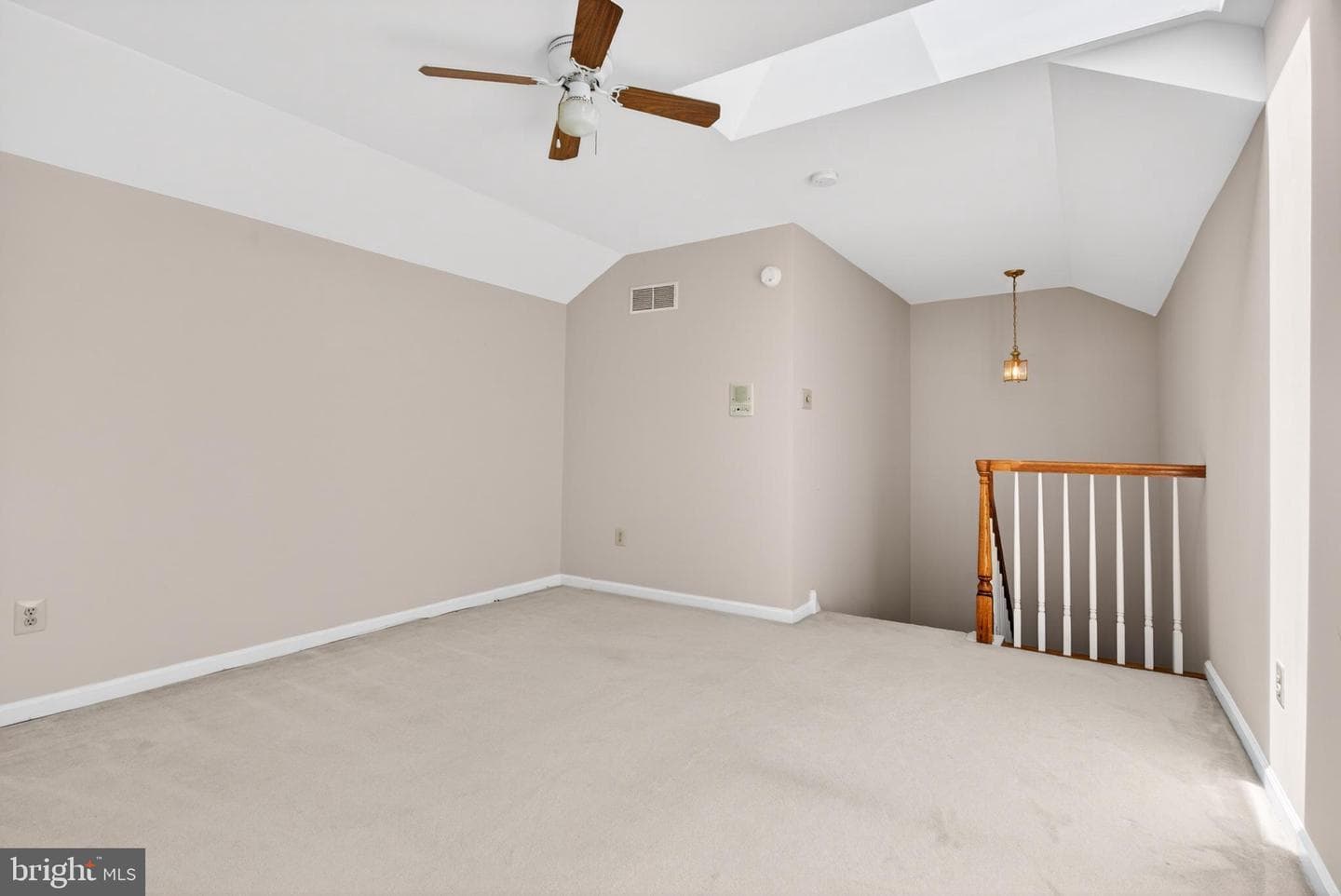114 Williamsburg Way photo 36