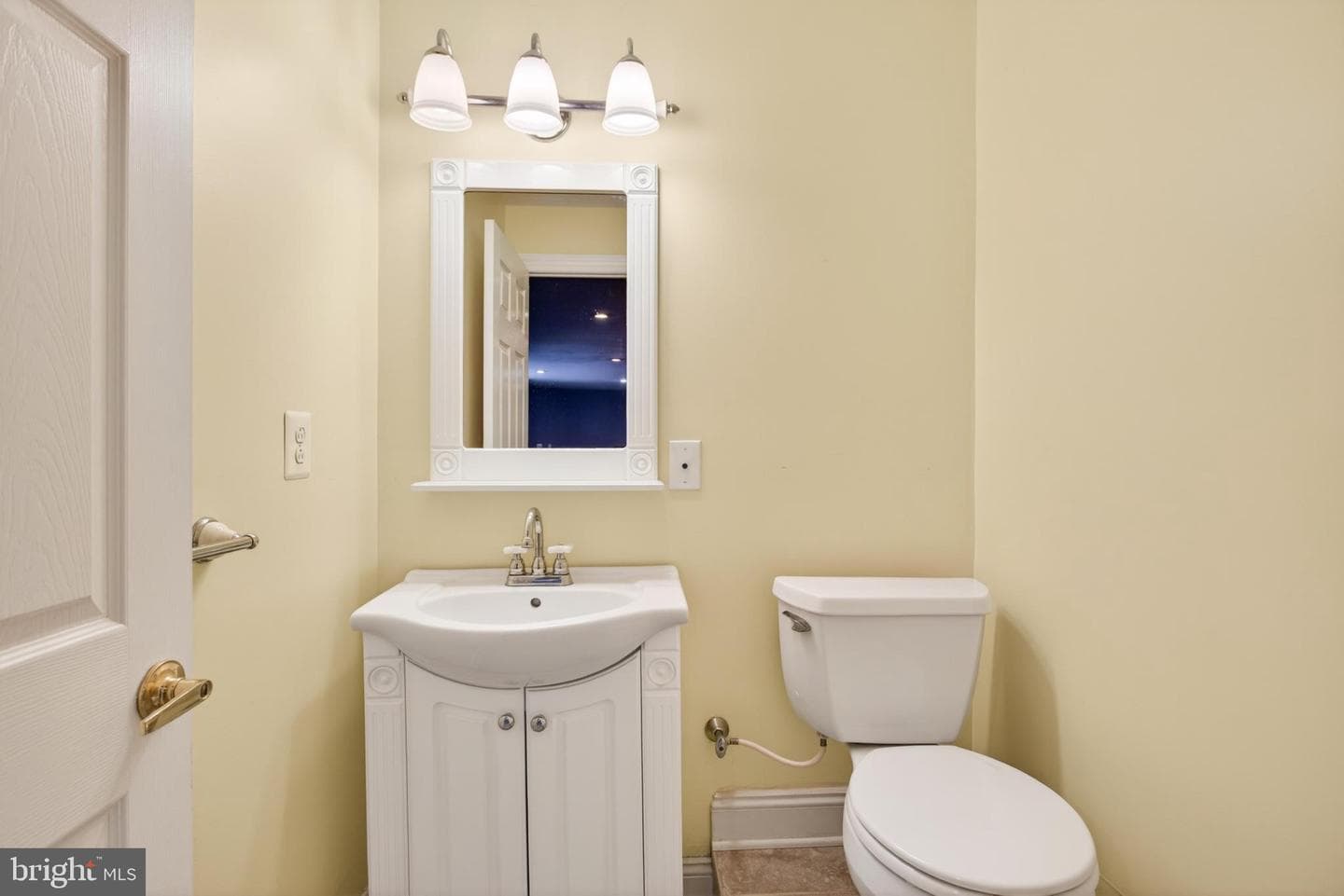 114 Williamsburg Way photo 42