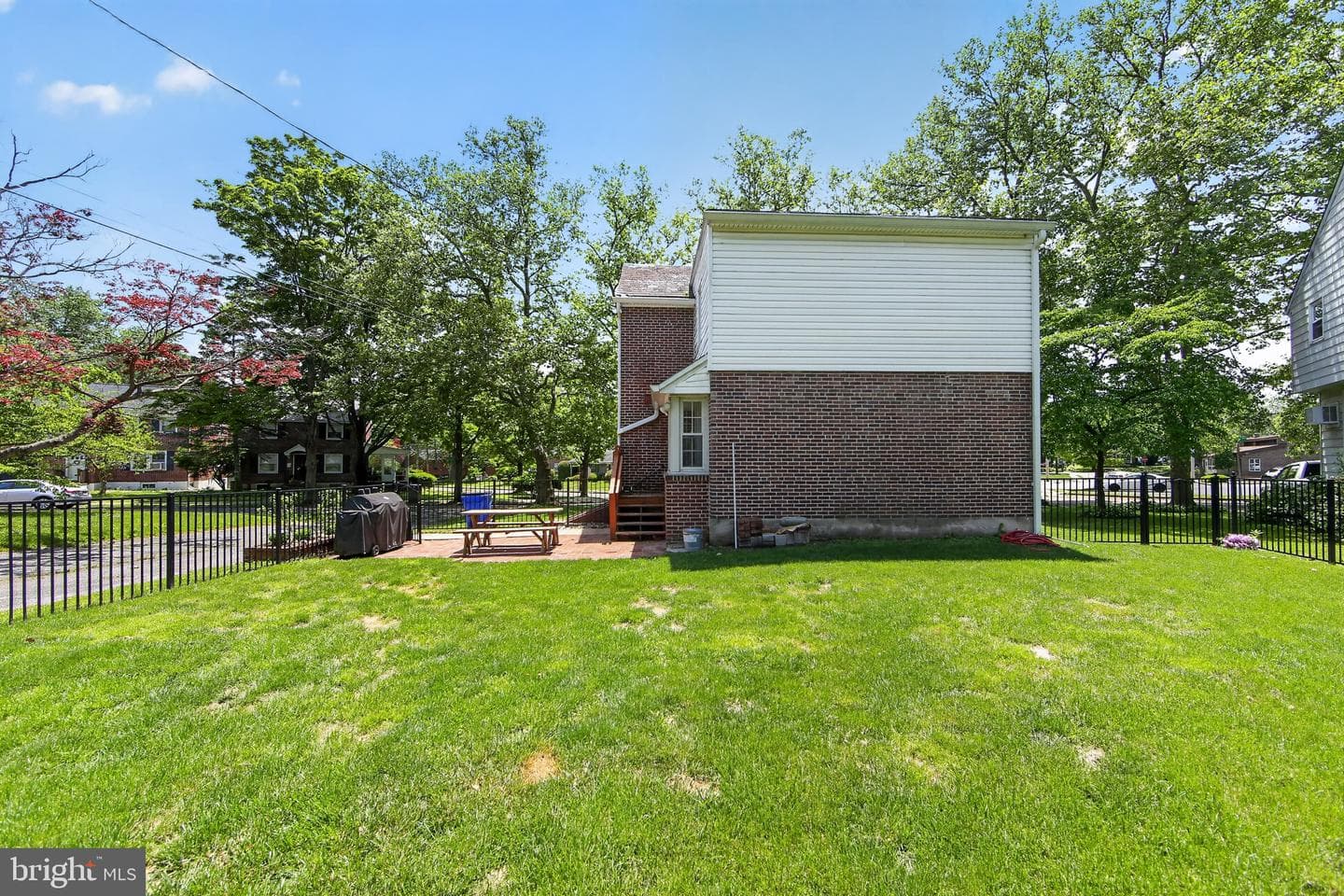 51 Cedar Street photo 35