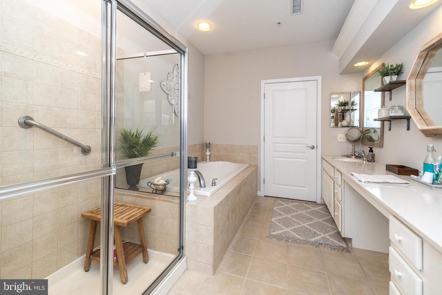 4205 Lilac Court photo 24