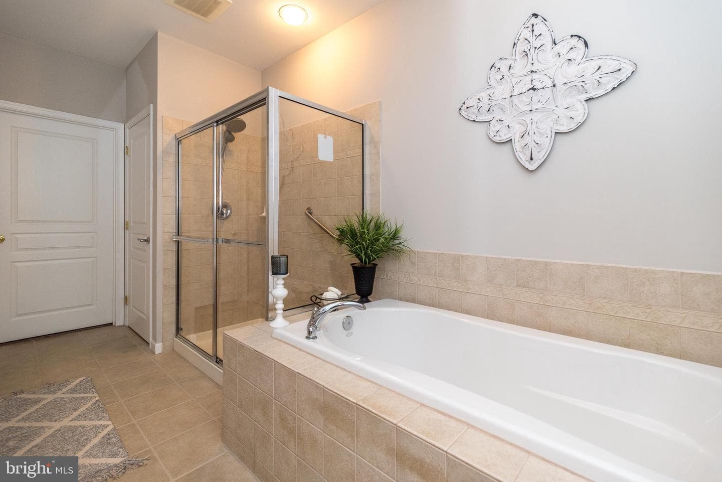 4205 Lilac Court photo 25