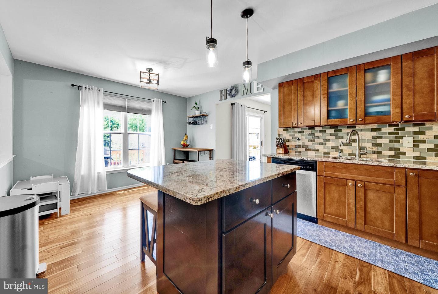 351 Cherry Street photo 36