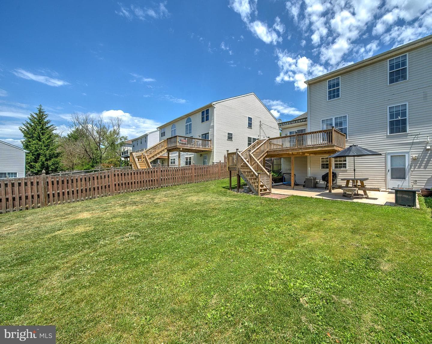 351 Cherry Street photo 7