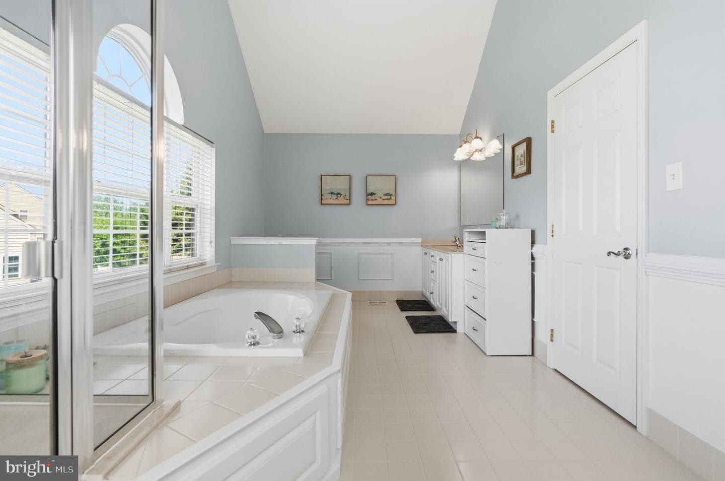89 Bella Rosa Court photo 34