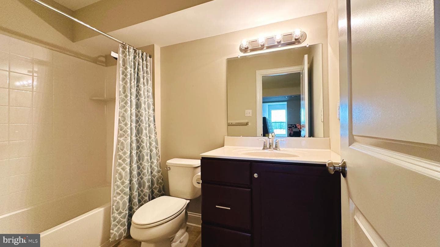 29 N Mitchell Avenue photo 36