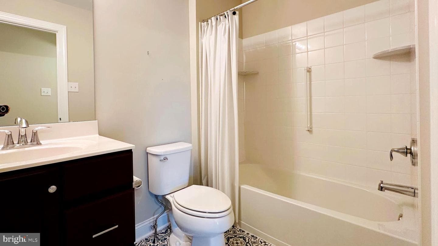 29 N Mitchell Avenue photo 40