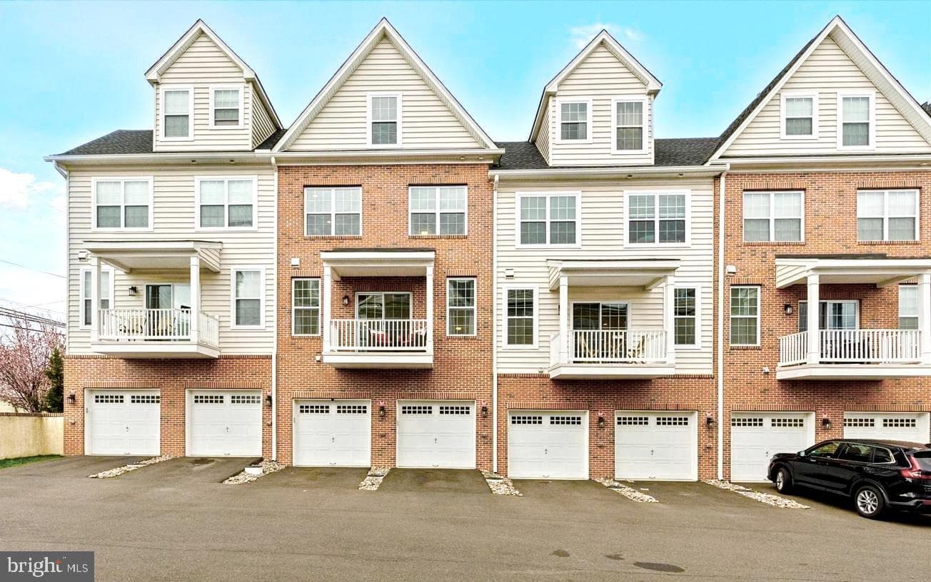 29 N Mitchell Avenue photo 42