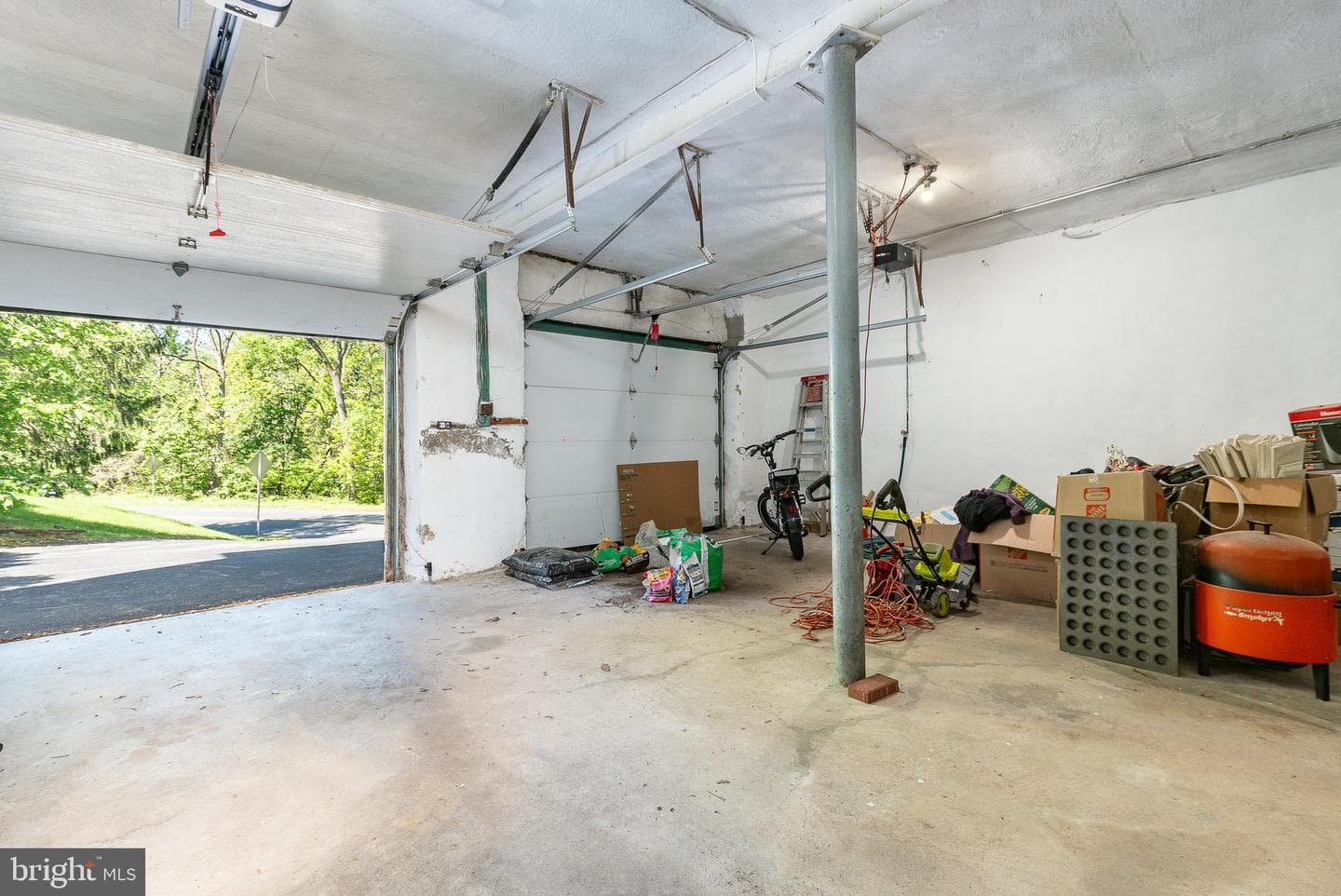 1128 Coventry Road photo 25