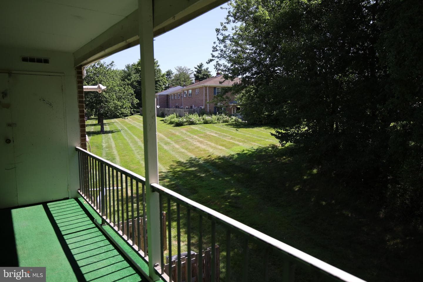 84 Wexford Drive photo 8