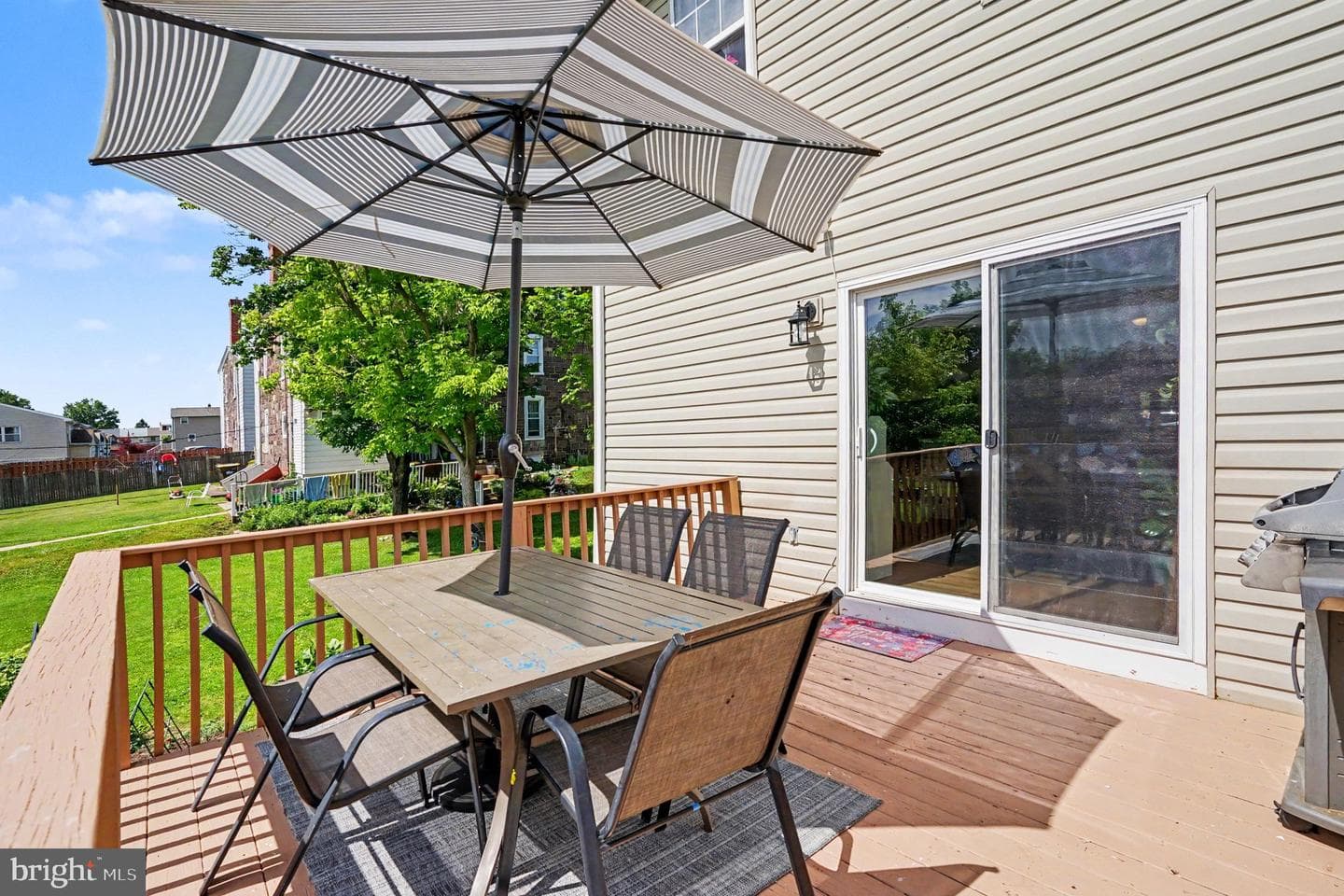 418 State Street photo 18