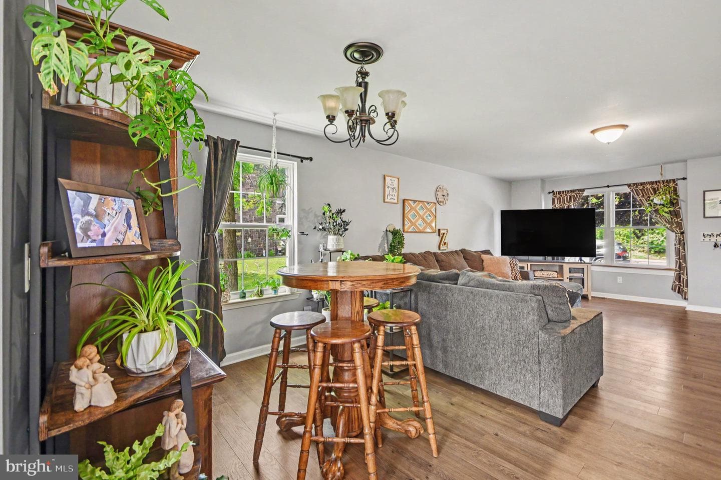 418 State Street photo 6