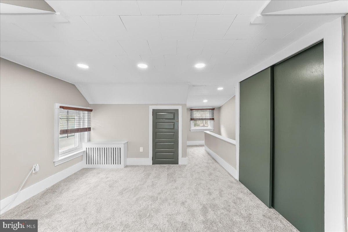 136 Walnut Street photo 21