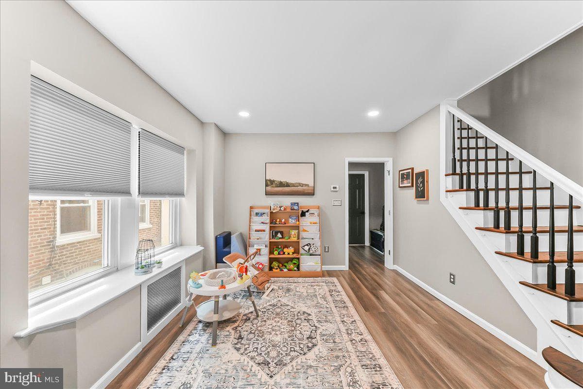 136 Walnut Street photo 6