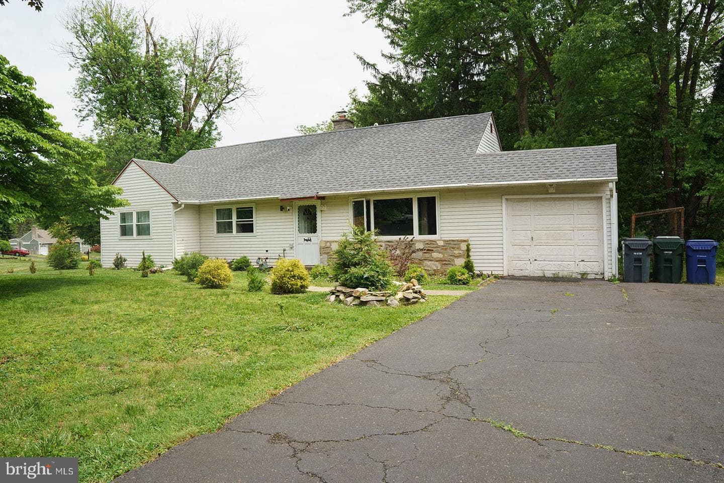 757 Jane Road photo 1