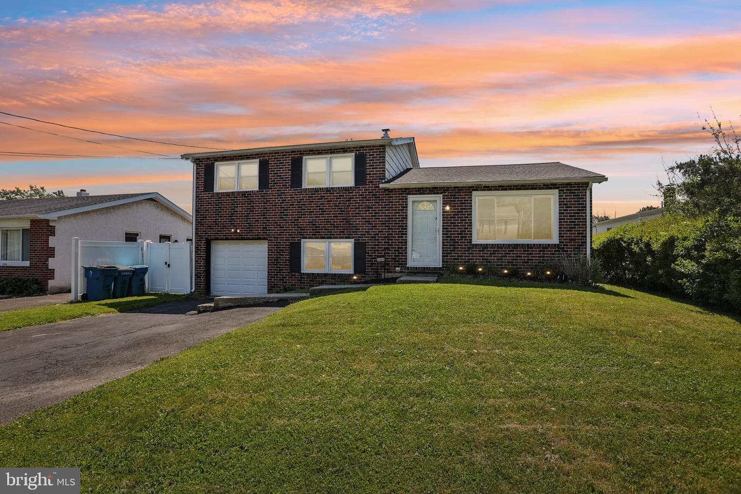 1040 East Avenue, Blue Bell