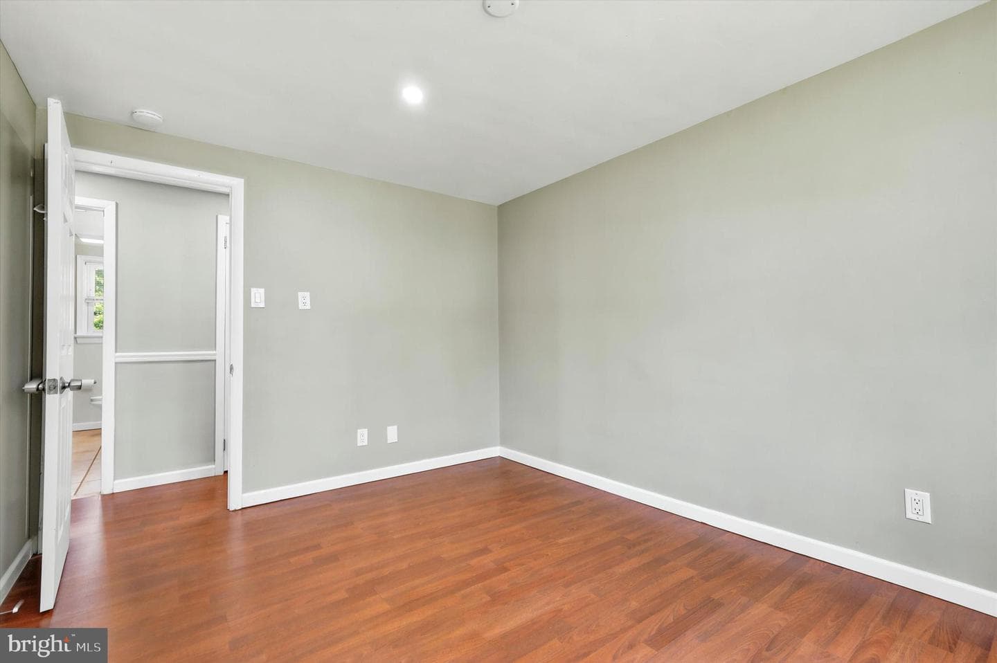 965 Garfield Avenue photo 29
