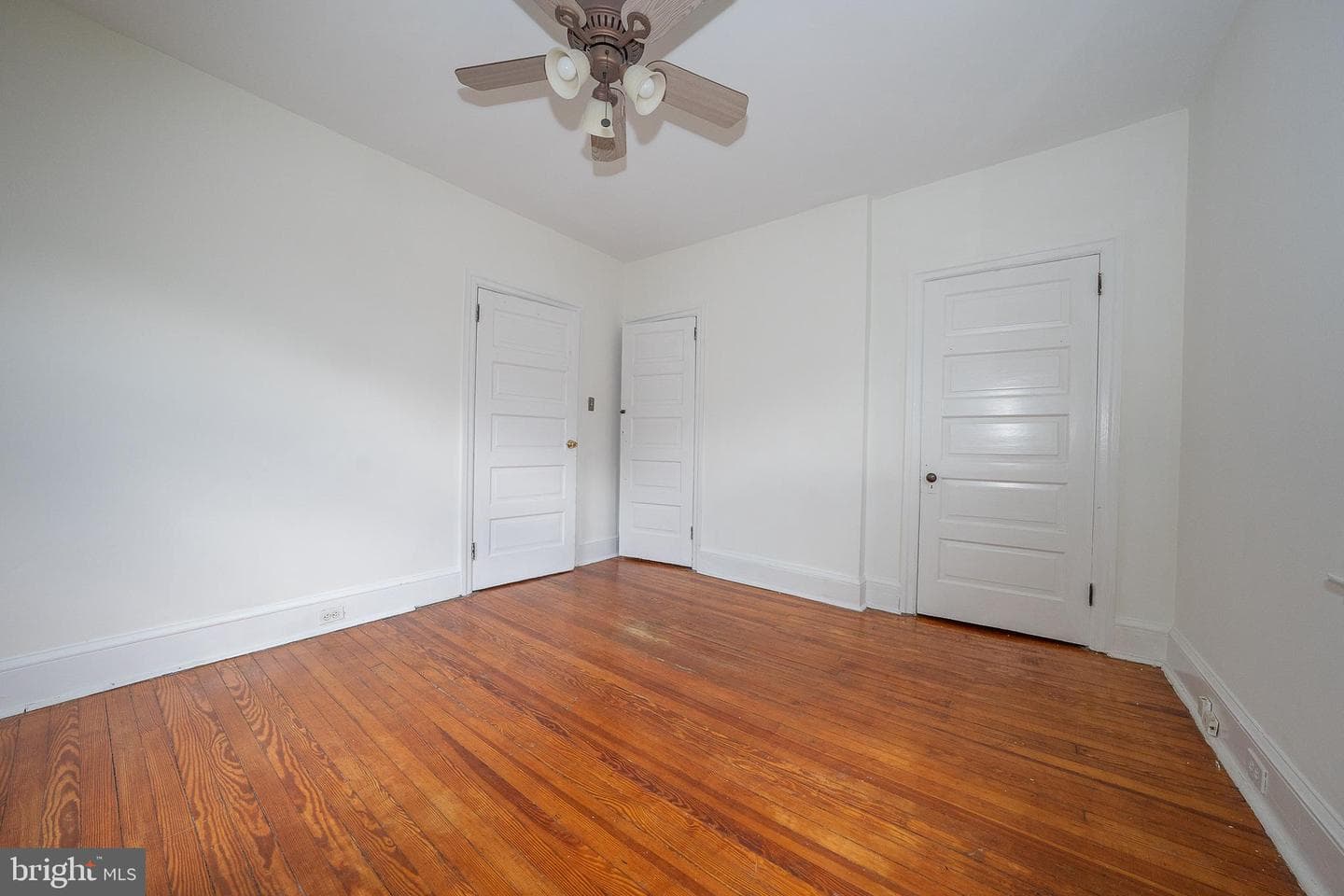 562 Barrett Avenue photo 20