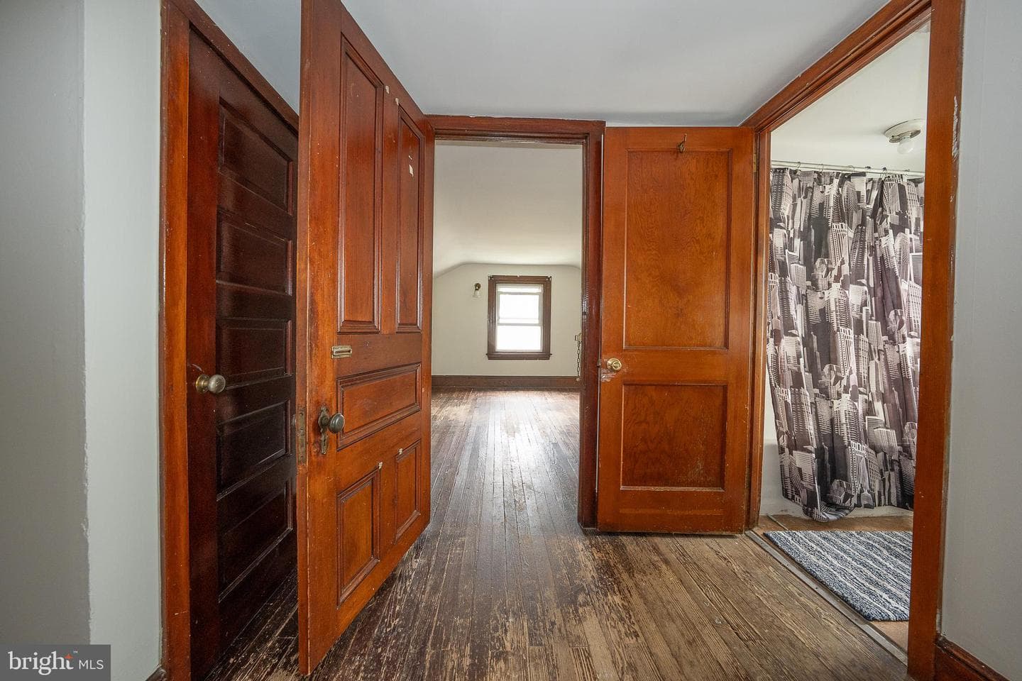 562 Barrett Avenue photo 31