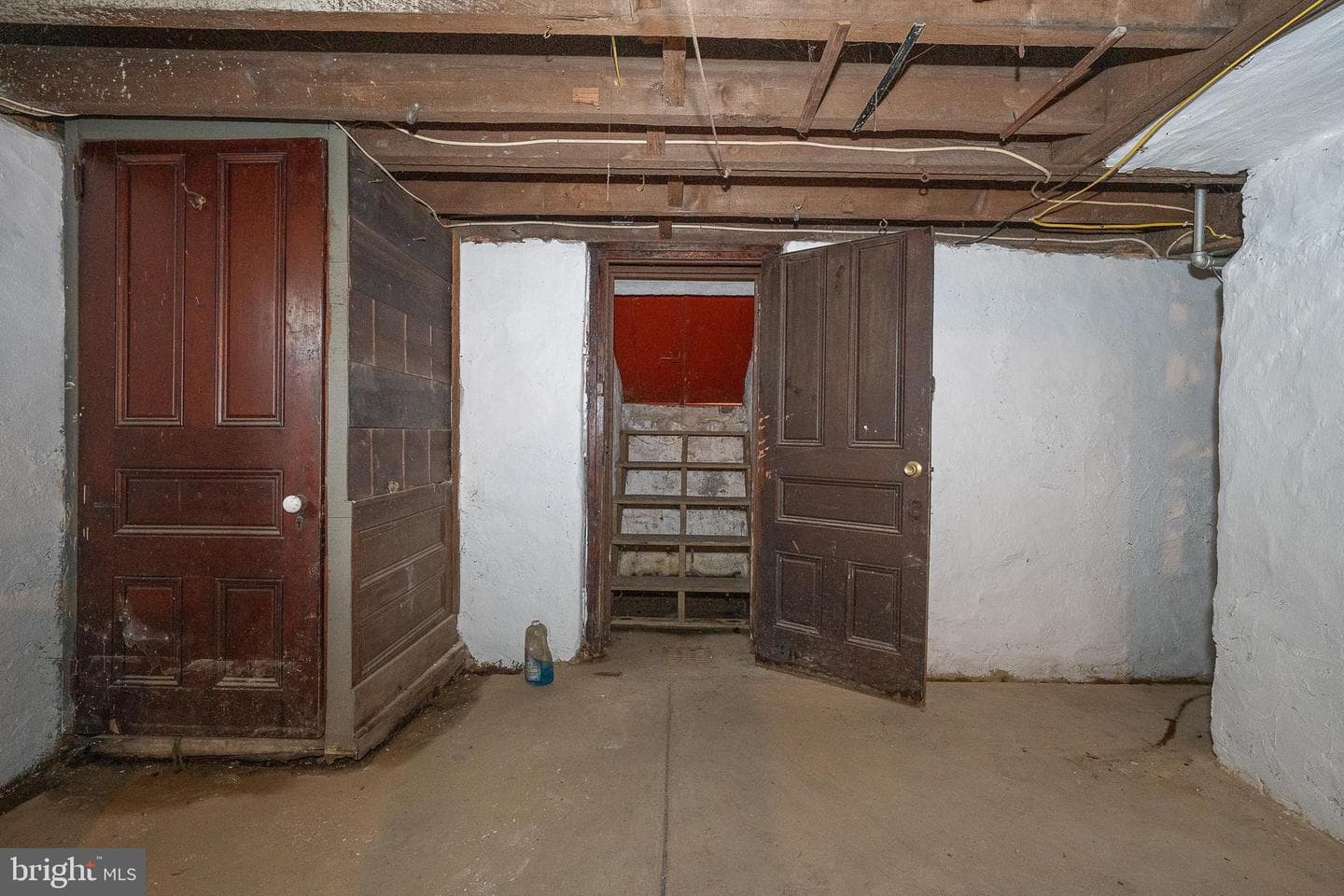 562 Barrett Avenue photo 38