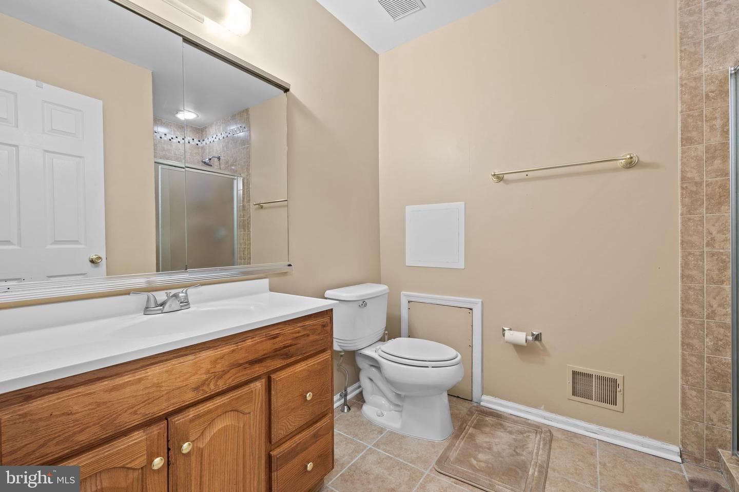345 Bradford Lane photo 16