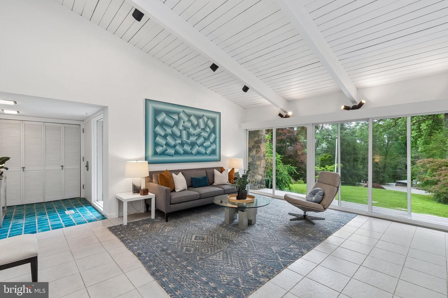 1633 Monk Road, Gladwyne