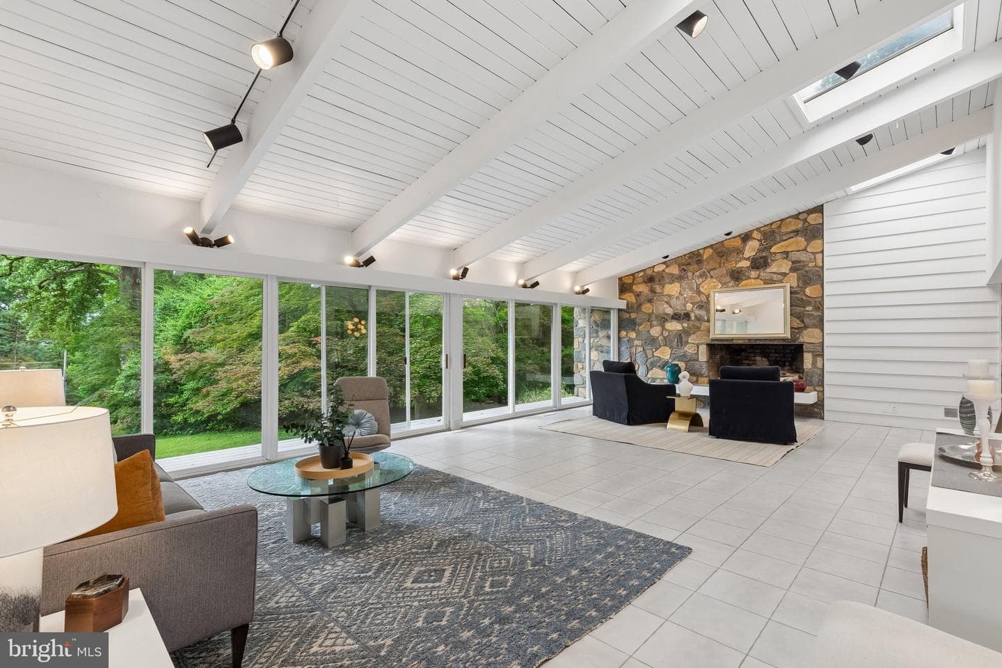 1633 Monk Road photo 3