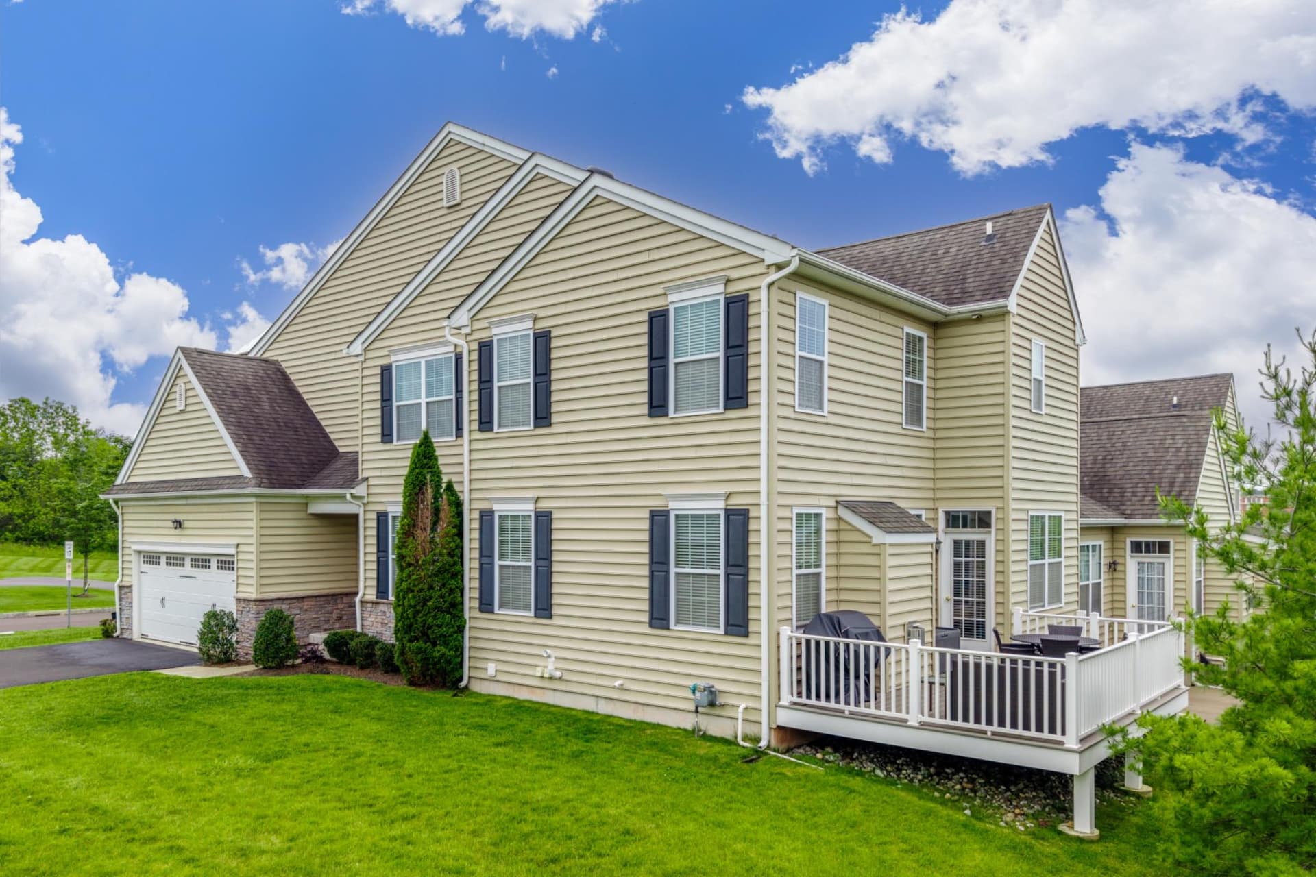 2004 Pleasant Valley Drive, Lansdale