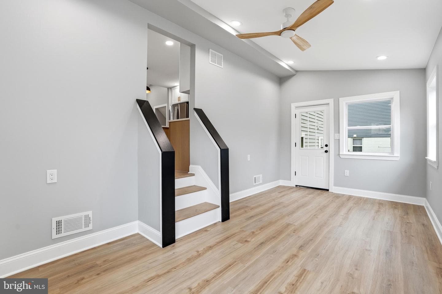 2519 Eberly Street photo 14