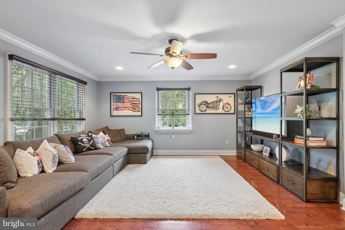 209 E Welsh Road photo 14