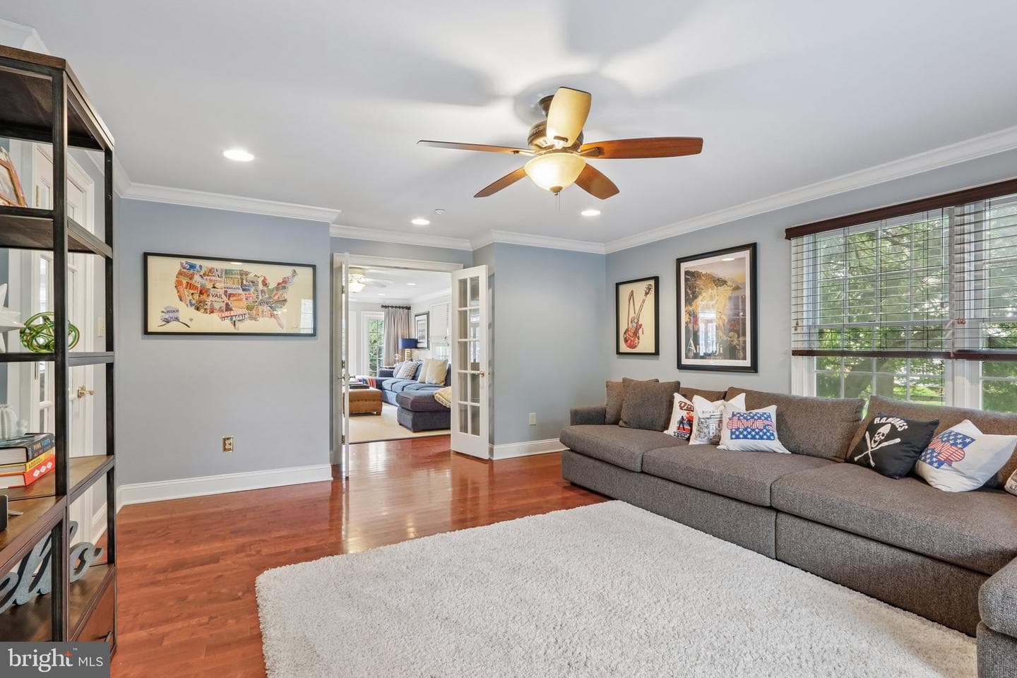 209 E Welsh Road photo 15